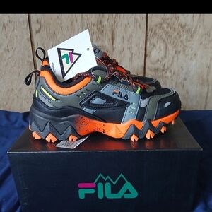 Boys Fila Oakmont Black and Orange Sneakers